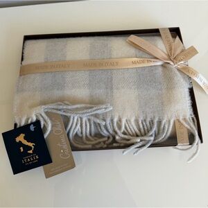 Made in Italy Soft Wool and cashmere Scarf - Cream & Light Gray